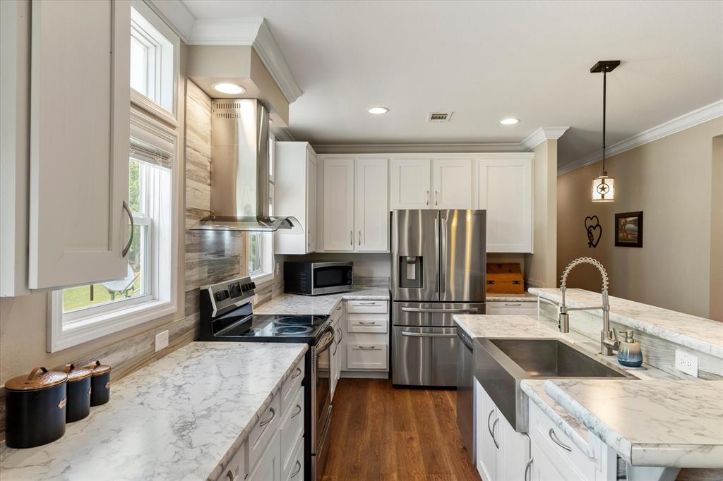 Alba Lakeshores - Residential
