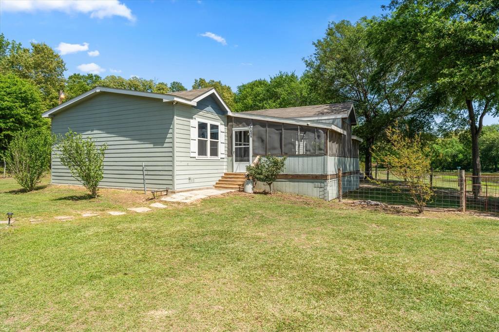 Alba Lakeshores - Residential