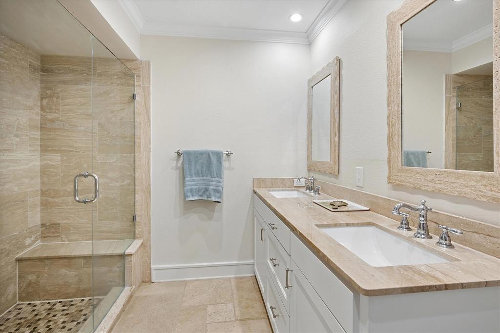 Condo Fontainbleau - Residential