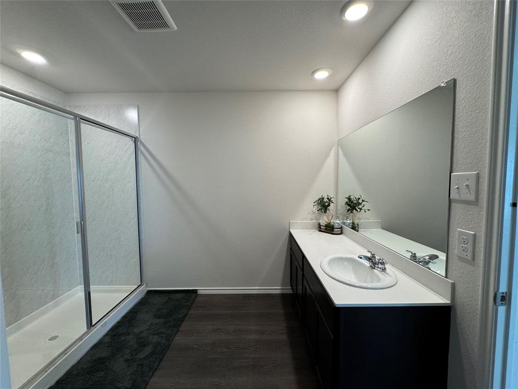 Valor Farms Ph 2 - Residential Lease