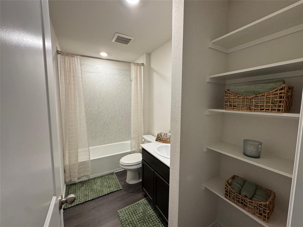 Valor Farms Ph 2 - Residential Lease