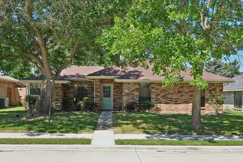 6319 Leasa Court Sachse TX 75048