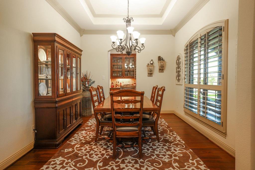 1387 Shadow Lakes Drive