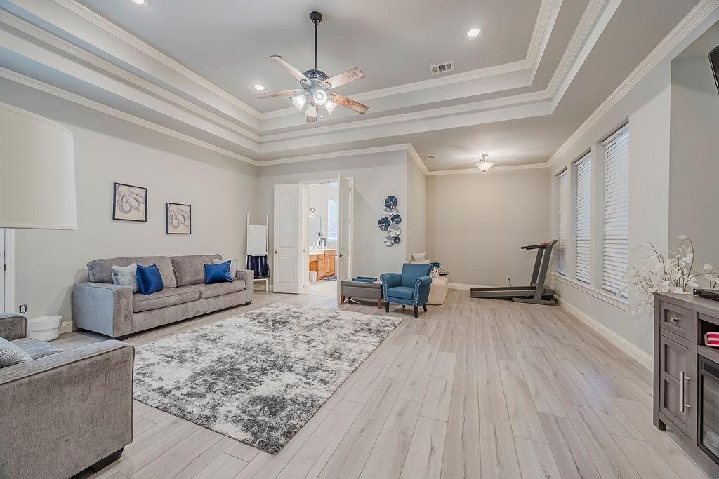 Lake Ridge 11 - Residential