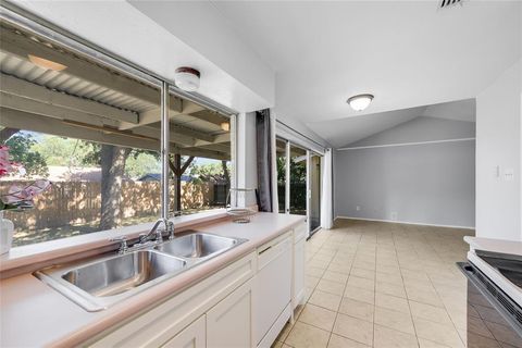 Tiny photo for 1108 Autumn Oak Drive, Denton, TX 76209 (MLS # 21100866)