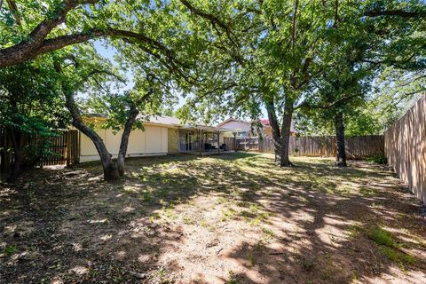 Tiny photo for 1108 Autumn Oak Drive, Denton, TX 76209 (MLS # 21100866)