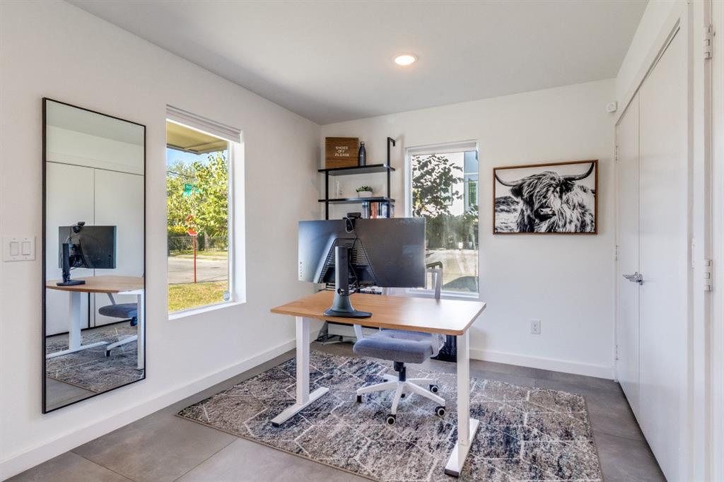 1536 Holly Avenue 106