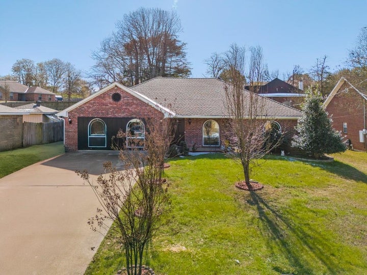 Photo 1 of 20 — 804 Alta Street, Longview, TX 75604