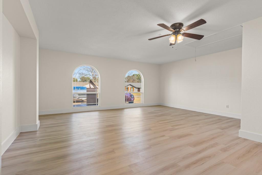 S7070 - THOMAS MANOR - Residential