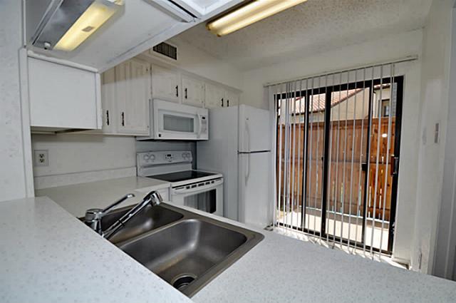 Photo of 5630 Spring Valley Road #24b, Dallas, TX 75254 (MLS # 21393164)