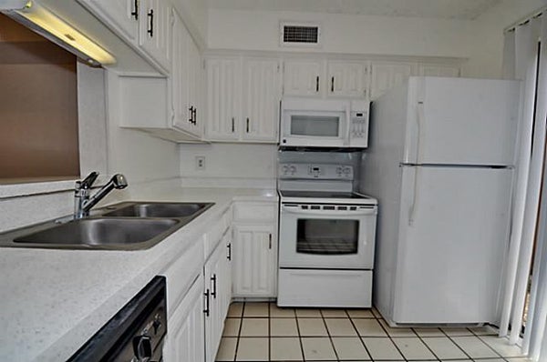 5630 SPRING VALLEY RD APT 24B, DALLAS, TX 75254 - Image beb3d485d63b9aa9f2257d7b25b4d2a4/4010506488