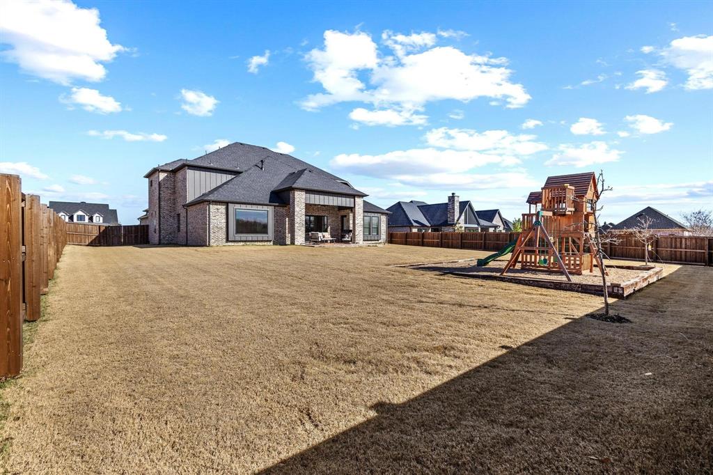 Lake Country Crossing - Residential