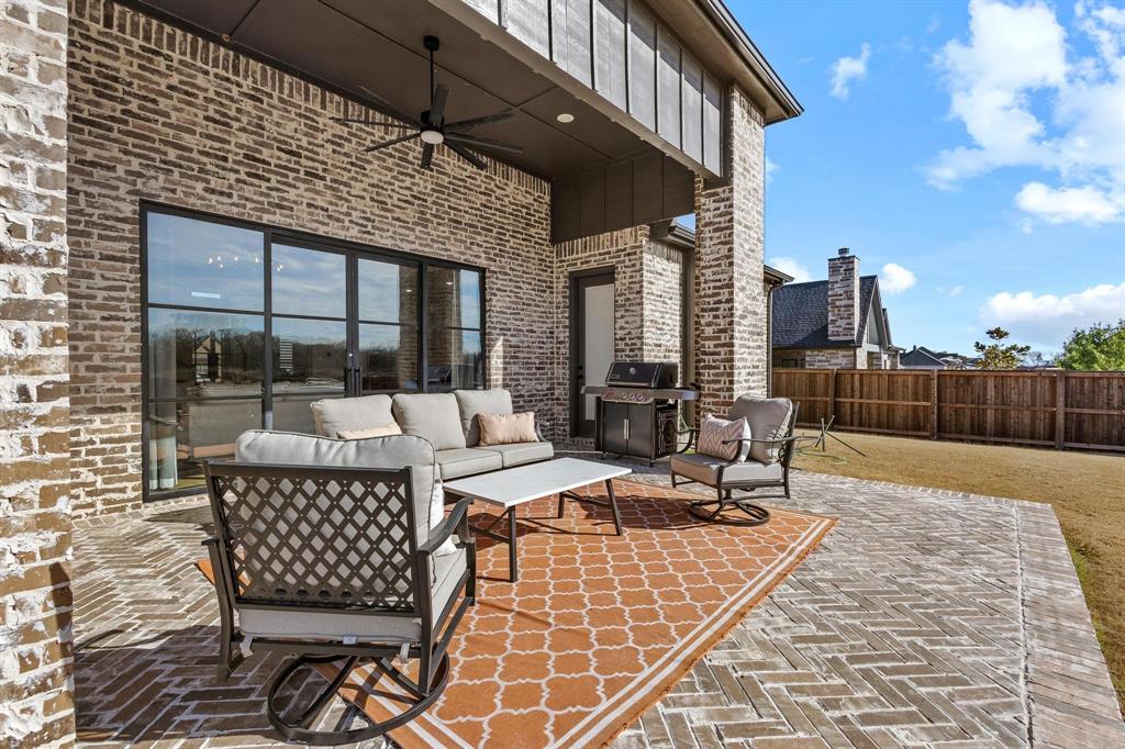 Lake Country Crossing - Residential