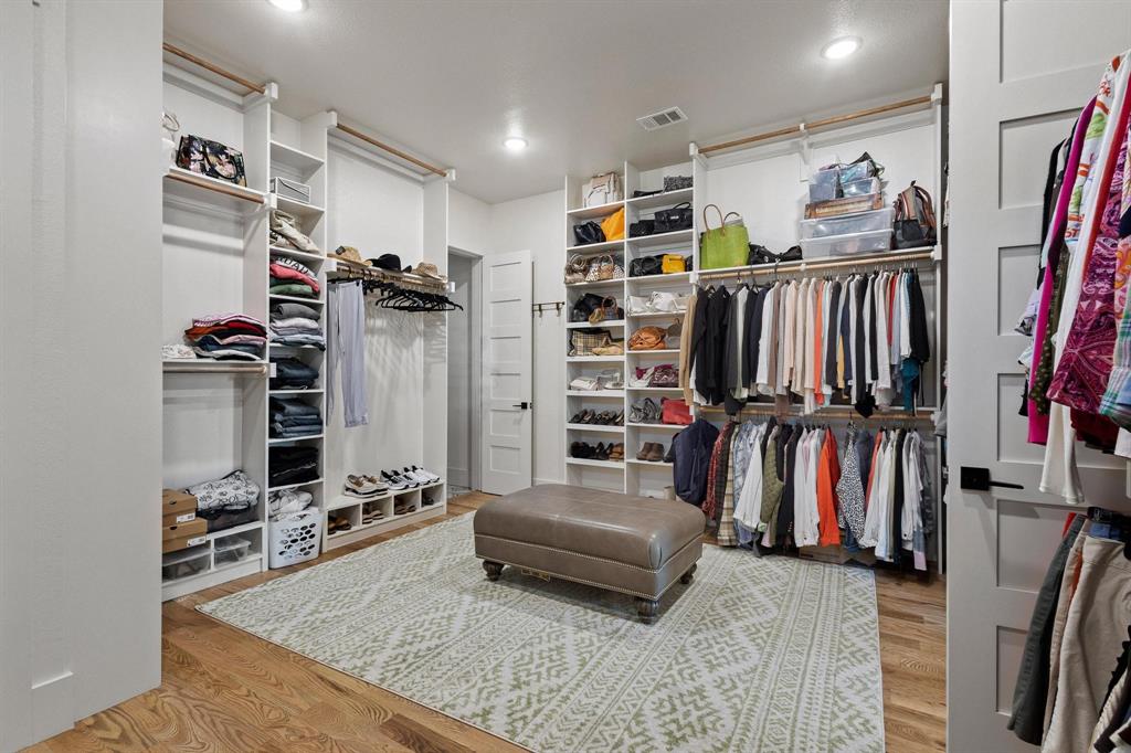 Lake Country Crossing - Residential