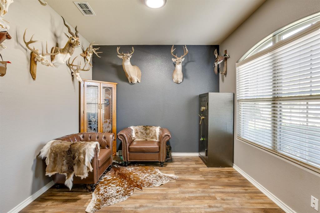 5124 Meadow Lane