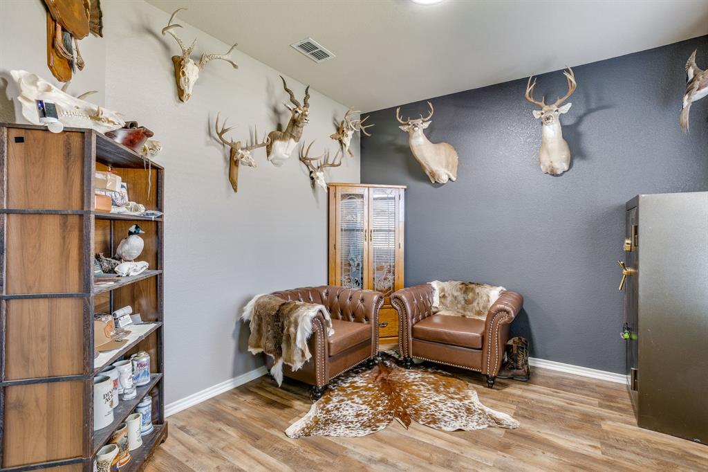 5124 Meadow Lane