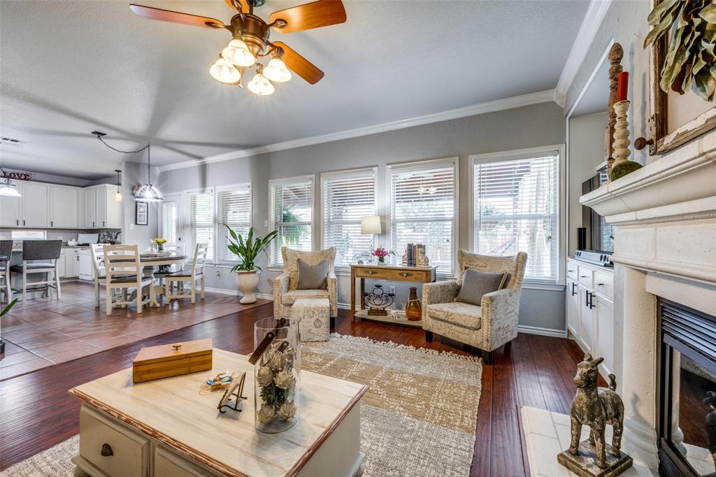 5801 Meadowglen Drive