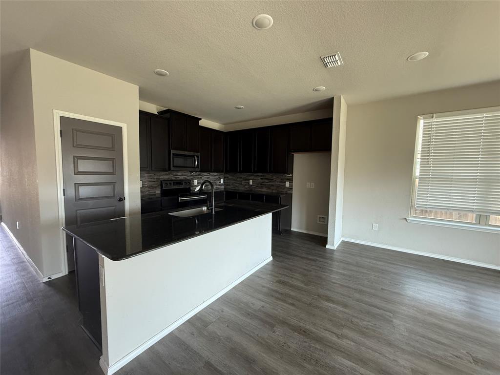 3111 Stonehaven Lane