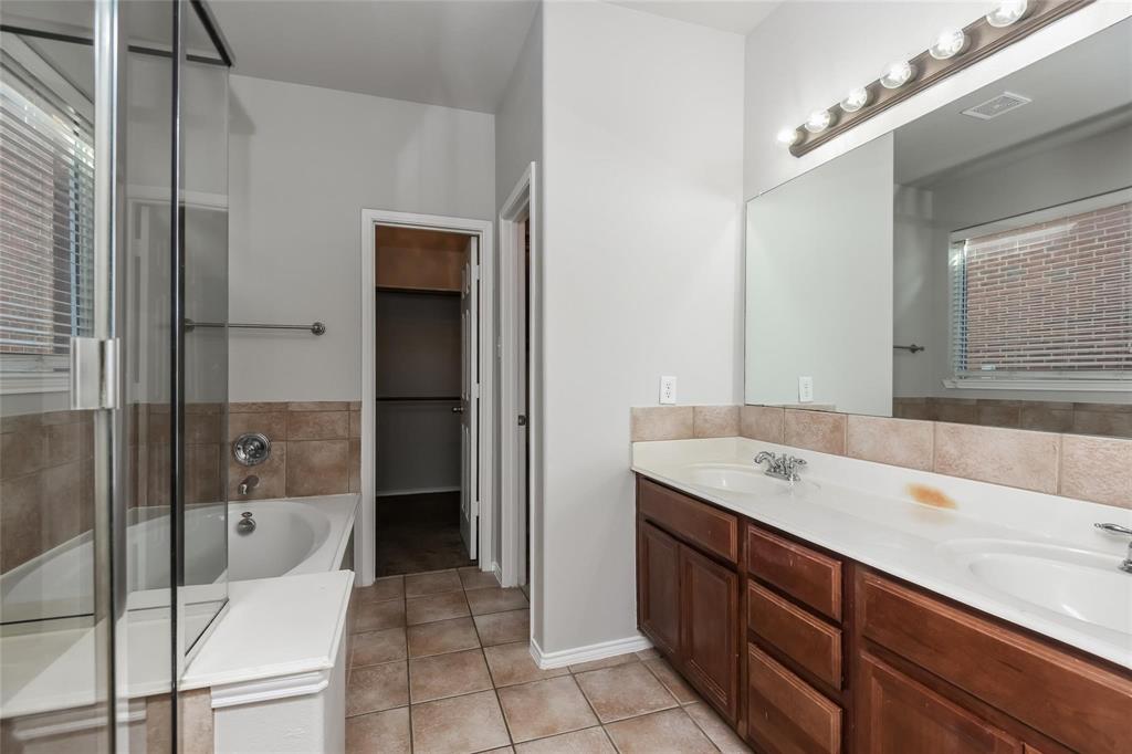 Wilshire Valley - Residential