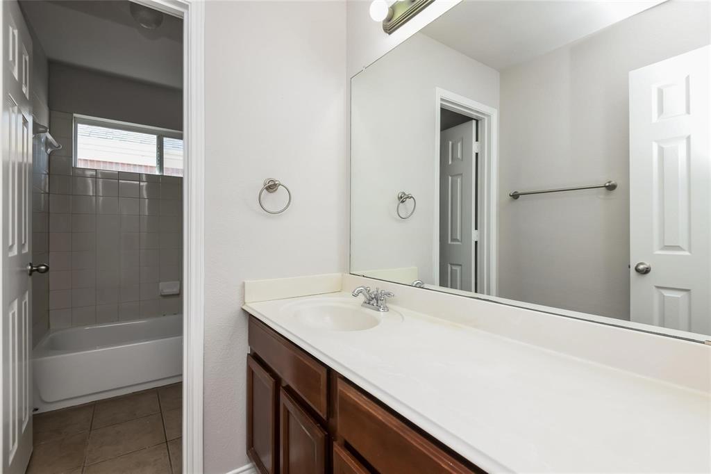 Wilshire Valley - Residential