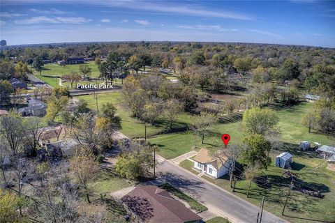 A home in Sulphur Springs