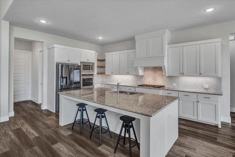 Tiny photo for 625 Lakeshore Boulevard, Lucas, TX 75002 (MLS # 21187834)