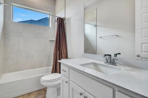 Tiny photo for 625 Lakeshore Boulevard, Lucas, TX 75002 (MLS # 21187834)