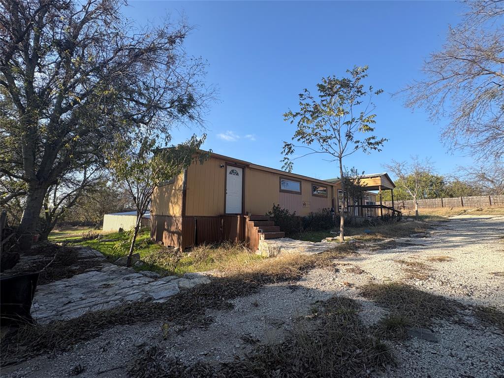 124 S Mountain Ridge