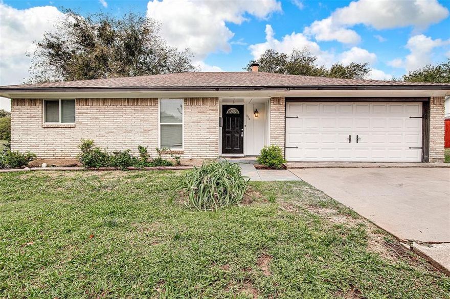 Welcome to this stunning home located in the highly sought-after Patterson addition within Mansfield ISD. This
beautiful home offers 3 spacious bedrooms, 2 luxurious baths, and a 2-car garage, providing ample space for
comfortable living and effortless entertaining. Step inside and instantly be captivated by the meticulously maintained
interior. Greeted by an inviting living area, boasting an abundance of natural light. The kitchen is a true masterpiece
with sleek countertops, modern appliances, and ample storage space, this kitchen is both functional and aesthetically  pleasing. Retreat to the primary bedroom, a true sanctuary that offers tranquility and relaxation. The ensuite bathroom
boasts dual sinks, a garden tub, and a separate shower, providing the perfect space to unwind after a long day. Two
generously sized secondary bedrooms with an adjacent full bathroom. The backyard offers a private oasis with a
covered patio and privacy fencing.