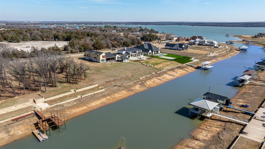 1544 Laguna N