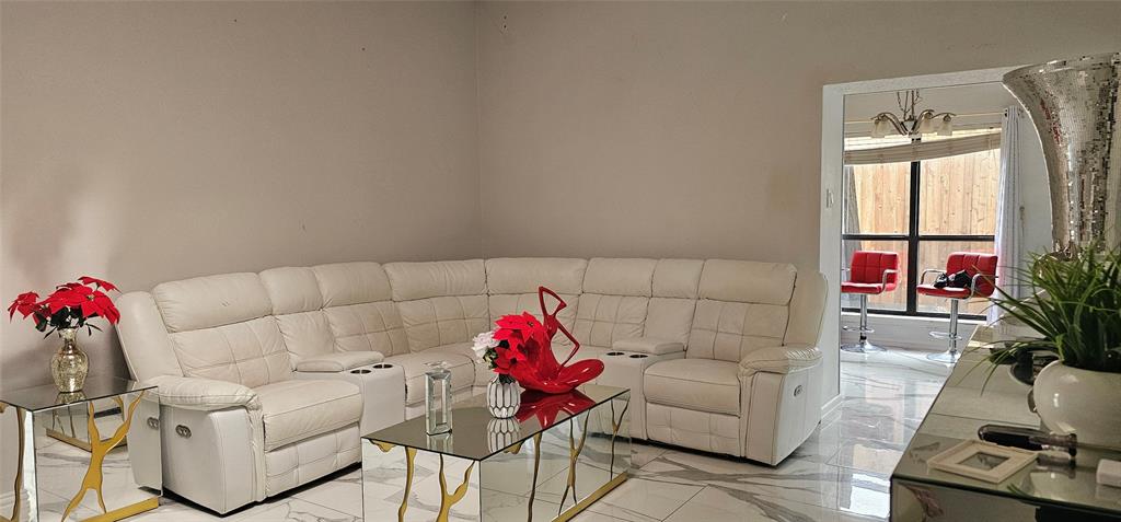 3102 Aspen Drive