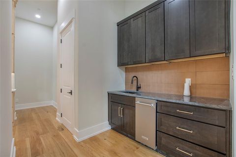 Tiny photo for 4208 Allencrest Ln, Dallas, TX 75244 (MLS # 20922397)