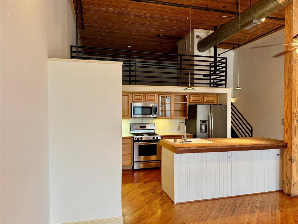 Commerce Street Lofts - Residential