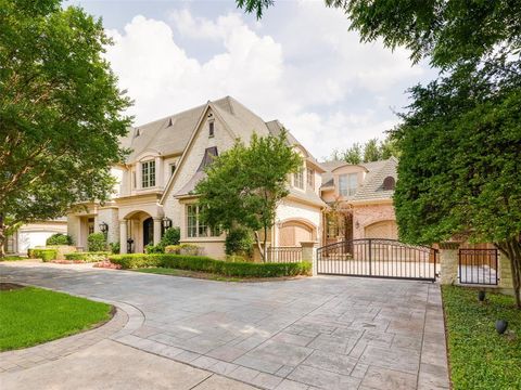 Photo of 6442 Lakehurst Avenue, Dallas, TX 75230 (MLS # 21194653)