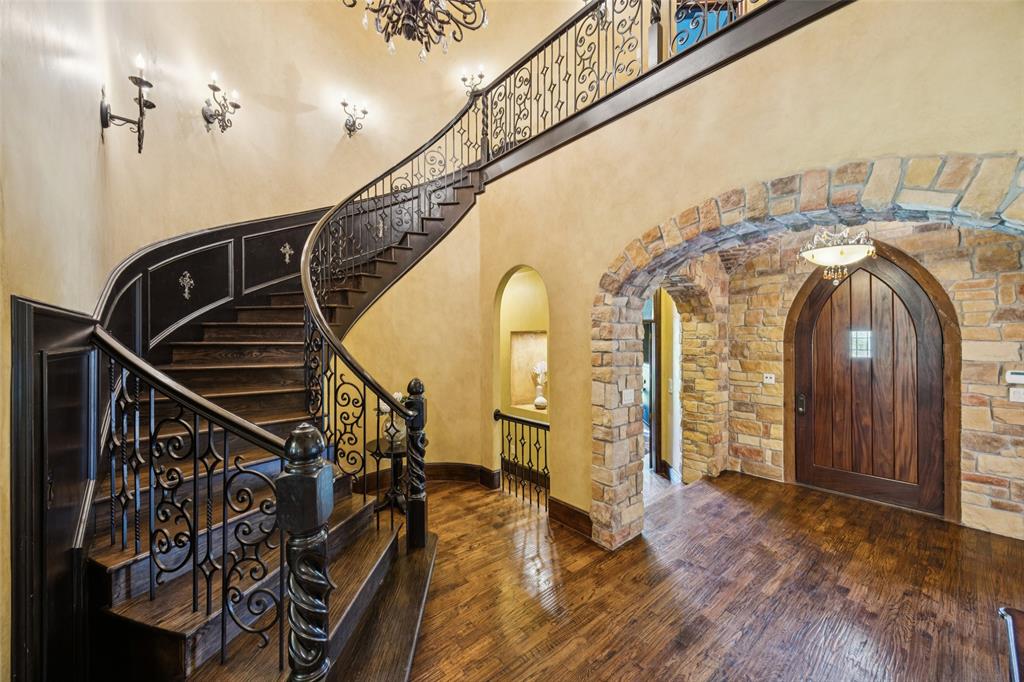 1508 Glenmeade Court