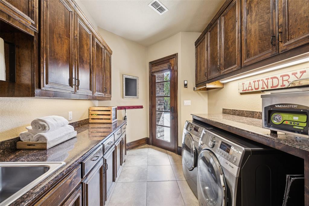 Manors At Waterford The - Residential