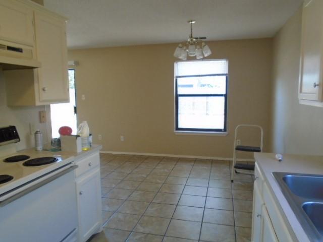 Lytle Shores South - Residential Lease