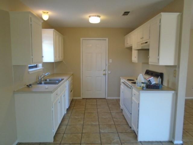 Lytle Shores South - Residential Lease