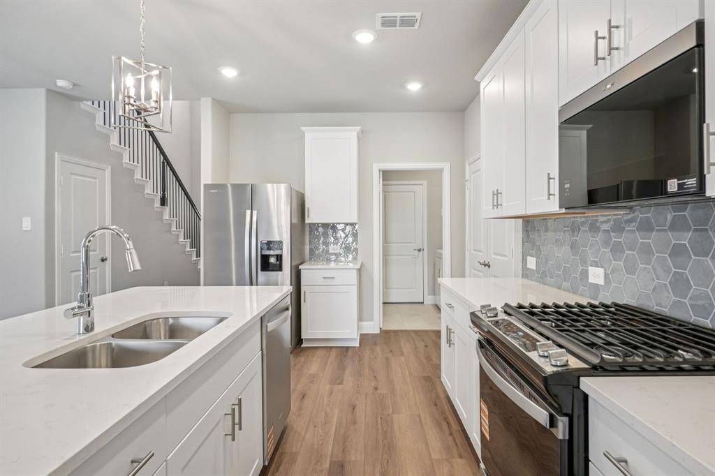 Simpson Crossing - Residential