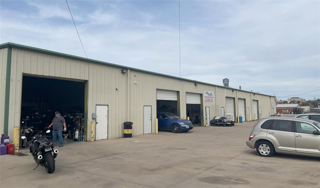 Park Vista Bus Park Add - Commercial Lease