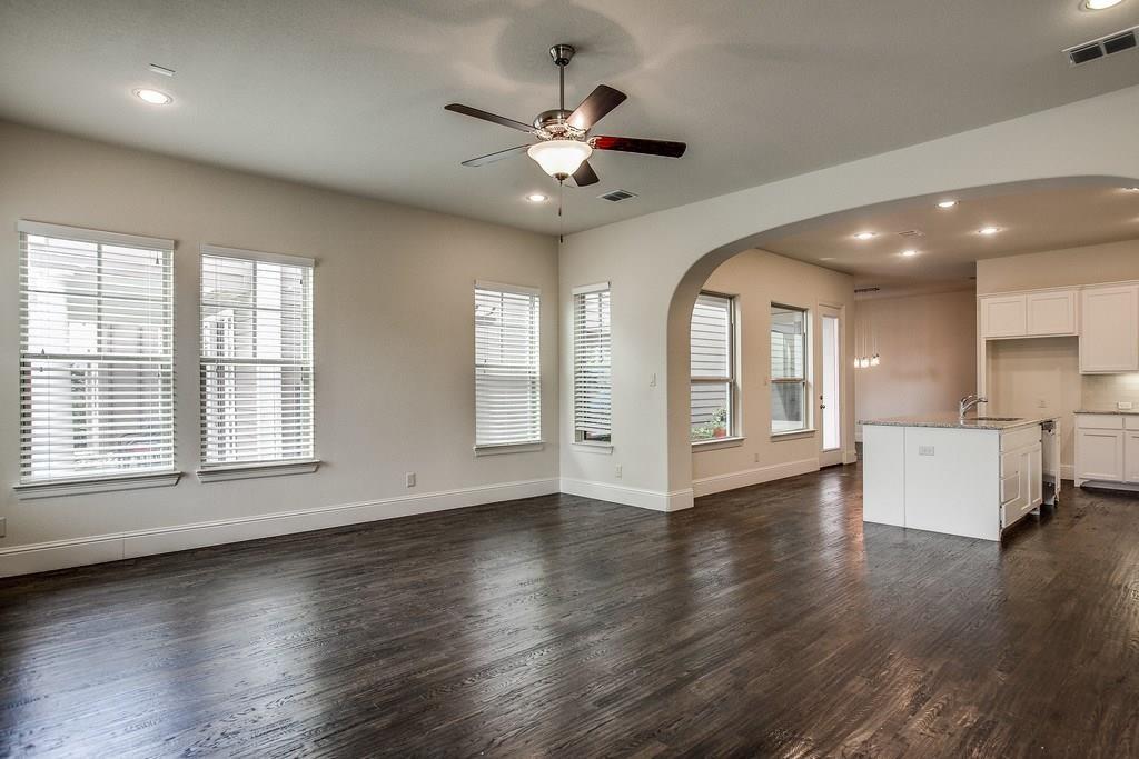 653 Surrey Lane