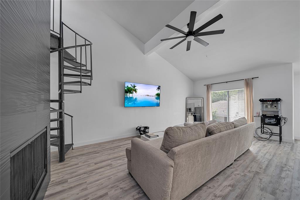 EASTRIDGE III TOWNHOMES - Residential