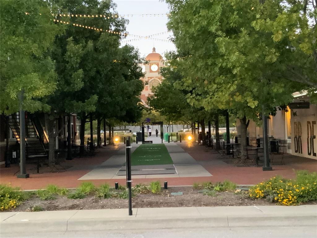 J. W. King - Commercial Lease