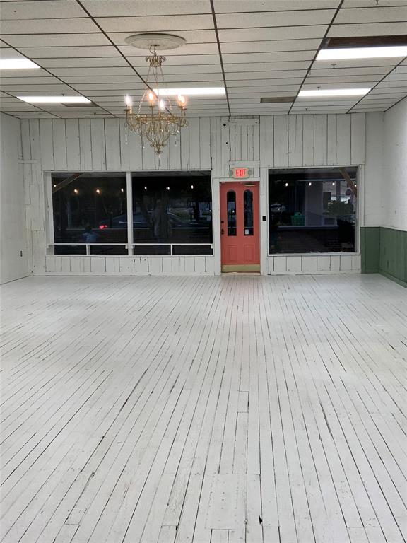 J. W. King - Commercial Lease