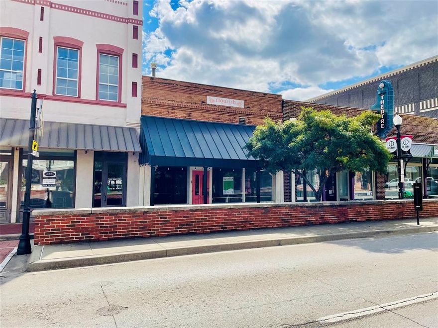 This move-in-ready commercial space features soaring ceilings, an open layout, multiple rooms, ample storage, restrooms, and unique finishes. This charming Old Town Lewisville property boasts fantastic walkability to nearby restaurants, coffee shops, a distillery, banking facilities, multi-family and single-family developments, parks, Lewisville City Hall, and much more. Another benefit is the accessibility to major roadways such as E. State Hwy 121, I-35E, and W. Main Street, for example.  This location and elevation provide excellent visibility and noteworthy foot traffic.  The lease space is approximately 3,020 SF.  The base rent starts at $4,500.00 per month plus triple net (NNN) of $1,500.00 per month, totaling $6,000.00 per month.  Lease terms are negotiable.  There is ample public parking in this vibrant shopping district.  Do not miss the opportunity to enjoy the 2025 holiday season and local events. Tenant and Tenant's representative to do their own due diligence.