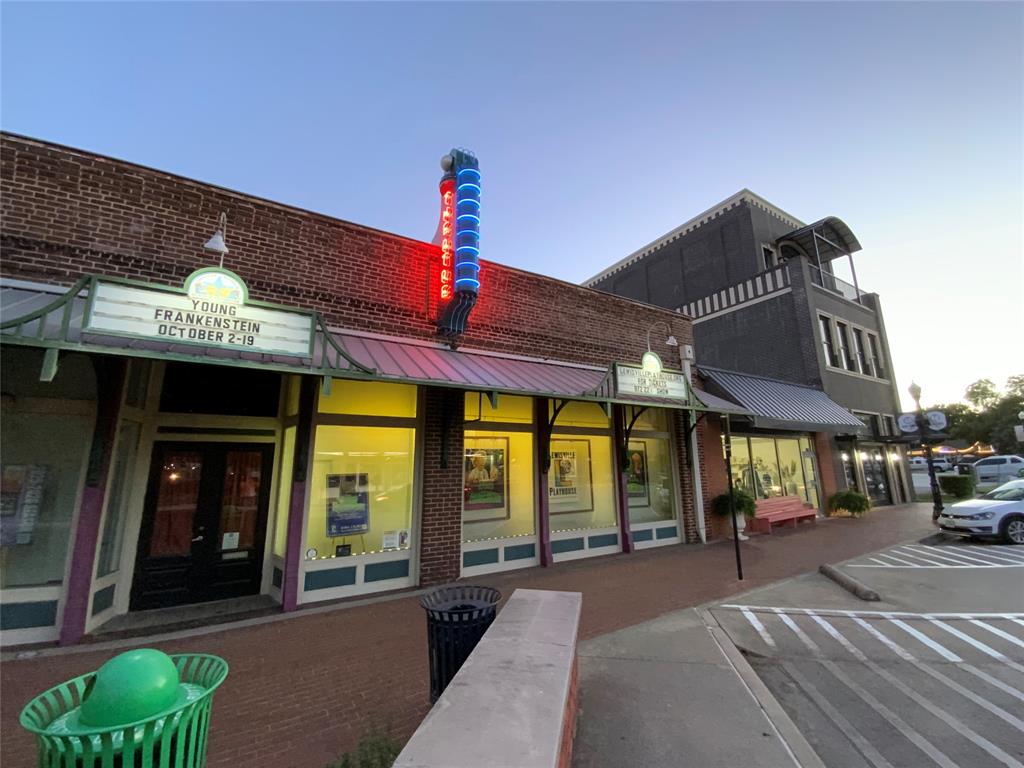 156 W Main Street