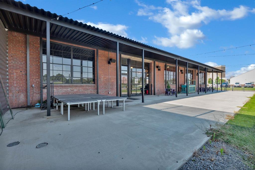 East Bank District - Commercial Sale