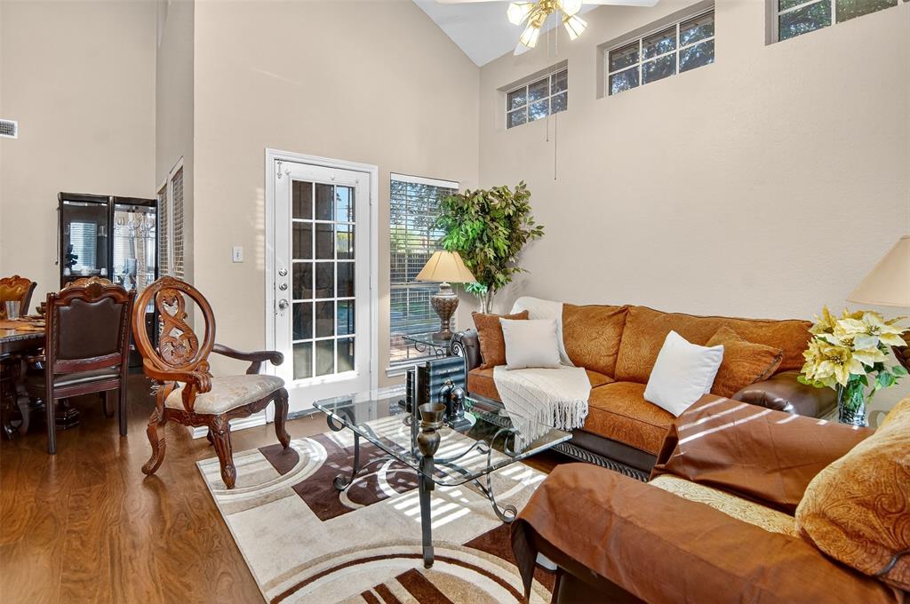 915 Greenridge Drive