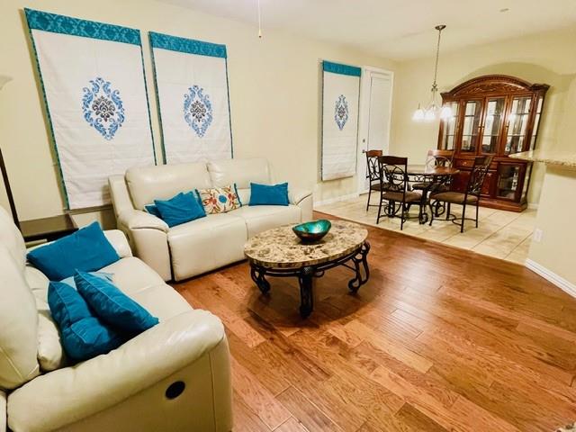 703 Chestnut Hill Drive