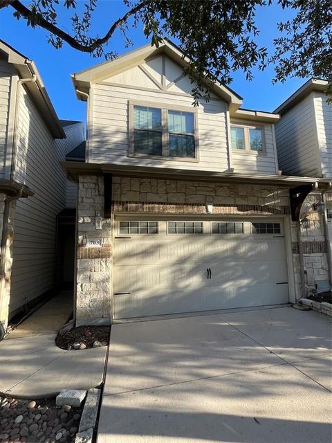 Photo of 703 Chestnut Hill Drive, Allen, TX 75013 (MLS # 21225781)